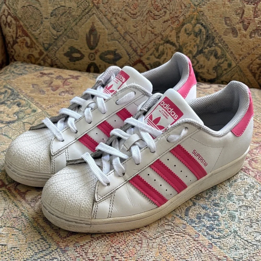 Adidas Superstar White Barbie Pink Stripes Sneakers Leather Shell Toe Women’s 6 - Picture 2 of 12